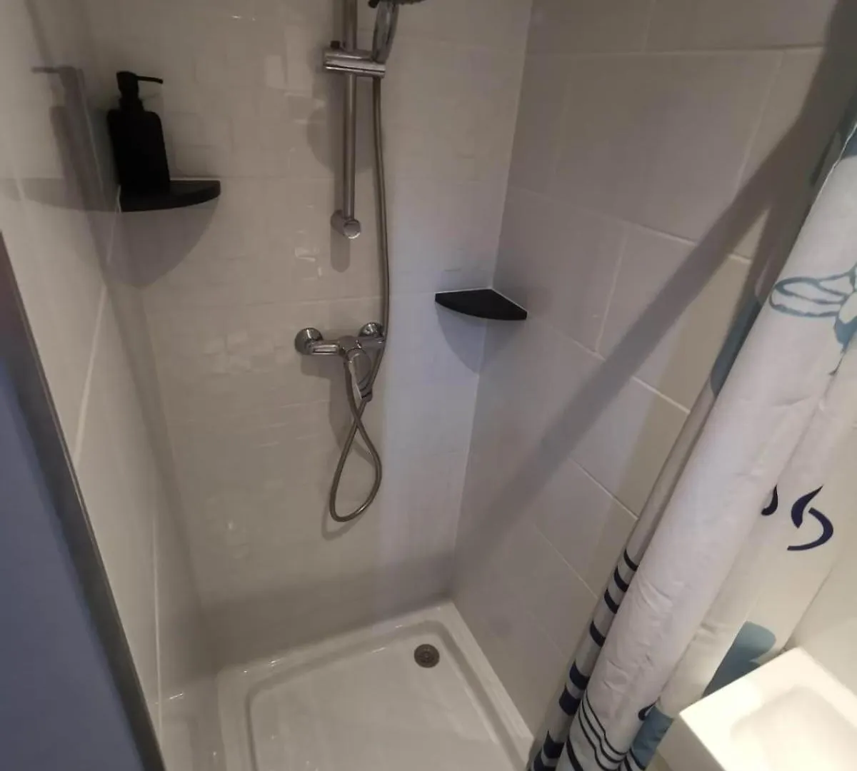 Appartement T1 Métro Mermoz Lyon France